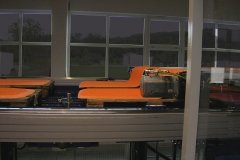 Pallet conveying system