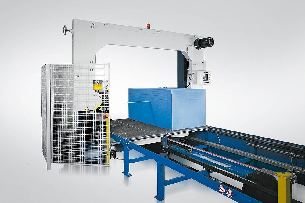 BSL-200 - Horizontal foam cutting machine