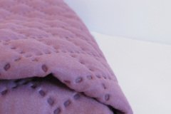 COMFORTER WITH SIMPLE ULTRASONIC CRIMPING